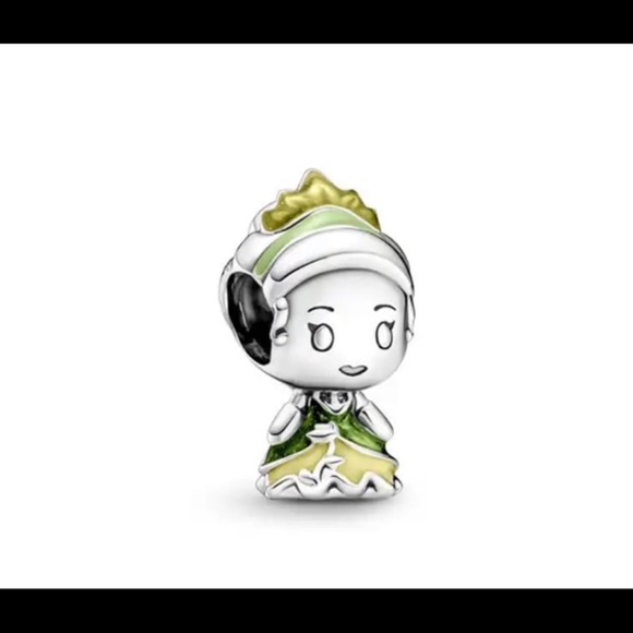 - Gorgeous set of pure silver tiana, repunzel, Ariel and jasmine charms - Picture 4 of 12